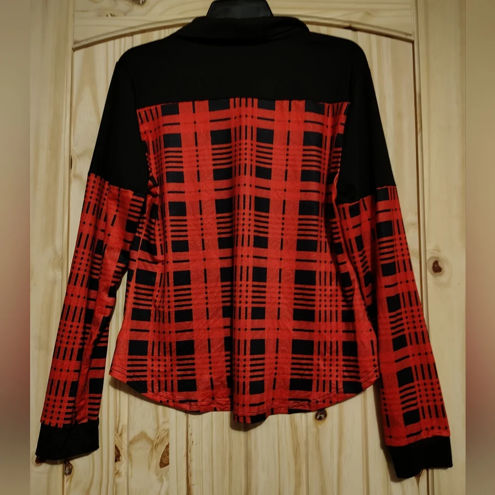 NWOT SHEIN Women's Red and Black Plaid Button-Up Shirt